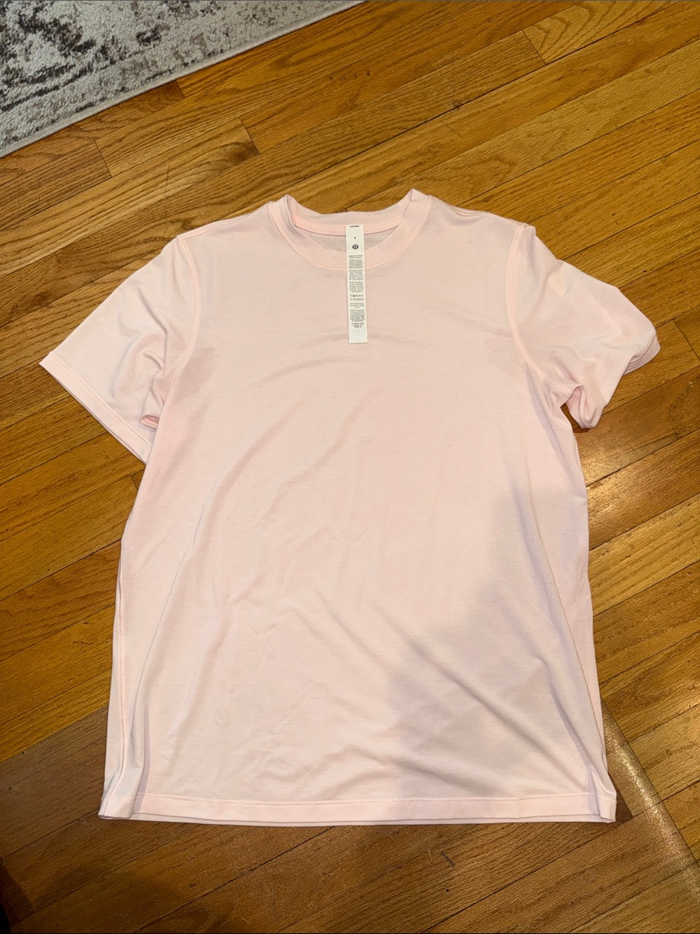 lululemon athletica Women's Short Sleeve Tee - Pale Pink